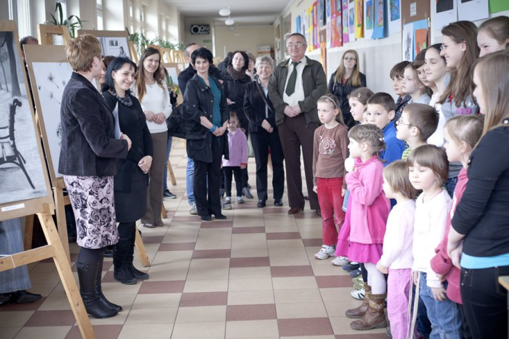 Orawa: Pracownia Plastyczna „Tęcza” wystawia swoje prace