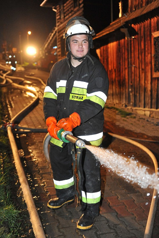 Gwołtu! Rety! Pali się!