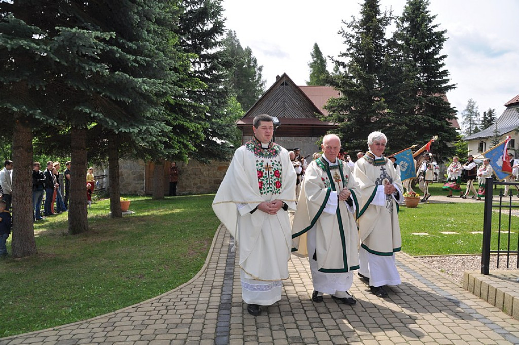 Poświęcenie sztandaru Związku Podhalan Oddział Miętustwo