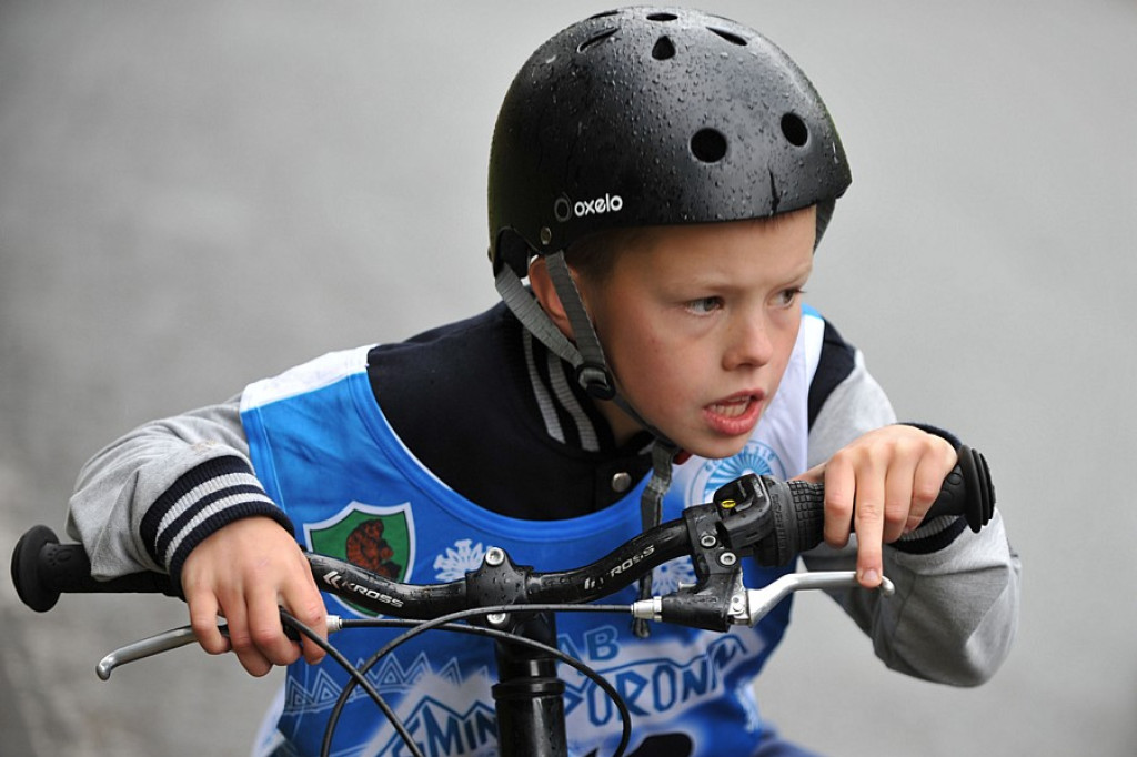 Wyścig rowerowy w Małem Cichem