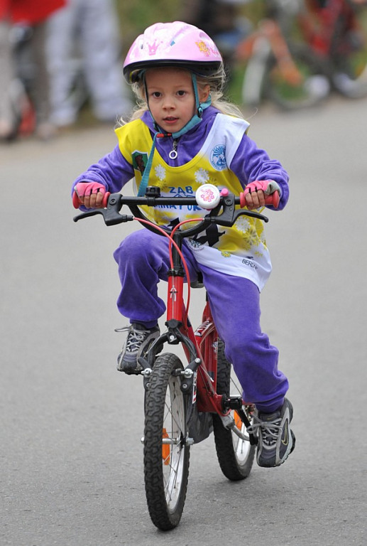 Wyścig rowerowy w Małem Cichem