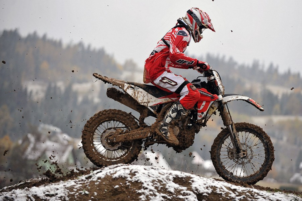 Zawody motocrossowe w Krośnicy