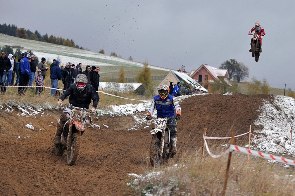 Zawody motocrossowe w Krośnicy