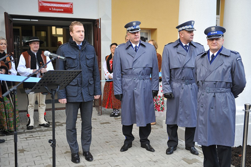 Nowa komenda w Zakopanem i komisariat w Czarnym Dunajcu