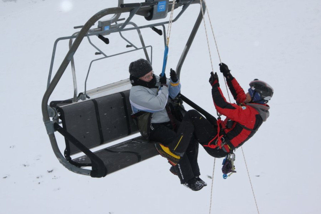 Ewakuacja wyciągu w Dolinie Gąsienicowej