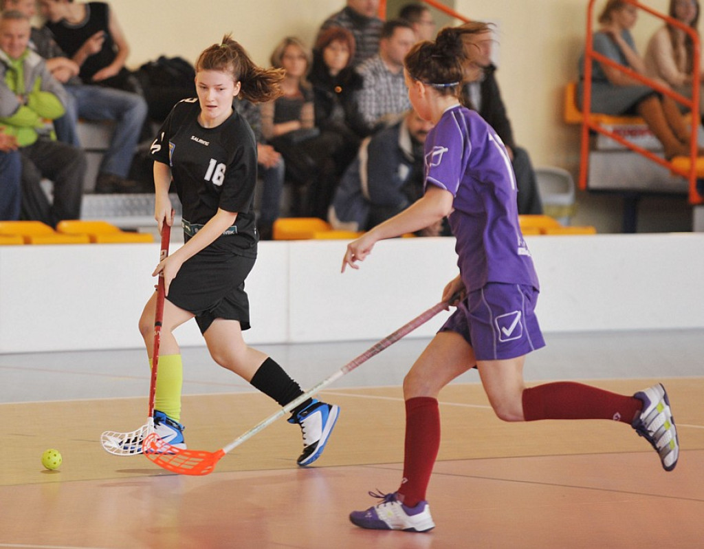 Unihokej: Remisowe derby juniorek