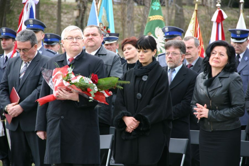 Nowy pomnik ofiar Katynia i katastrofy smoleńskiej