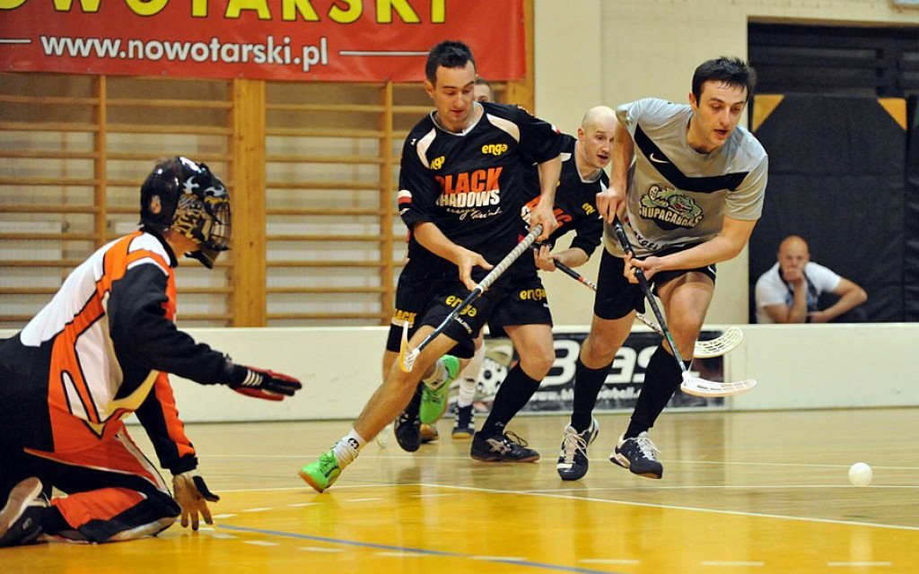 Black Shadows w mistrzowskiej koronie