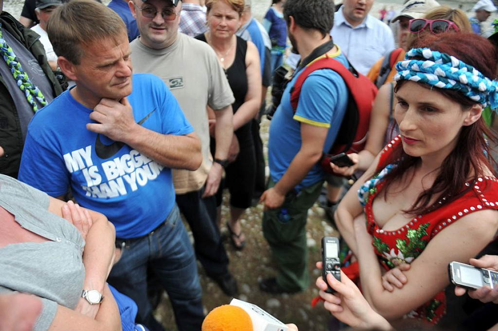 Ręce i koparki precz od rzeki Białki