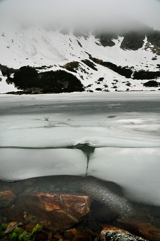 Tatry w deszczu, mgle i chmurach
