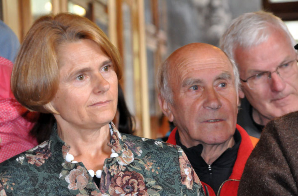 Odsłonięcie tablicy upamiętniającej Sir Edmunda Hillarego