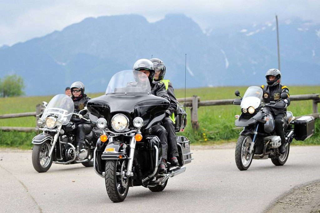IX Pielgrzymka Strażacka i III Pielgrzymka Motocyklowa Drogą Papieską