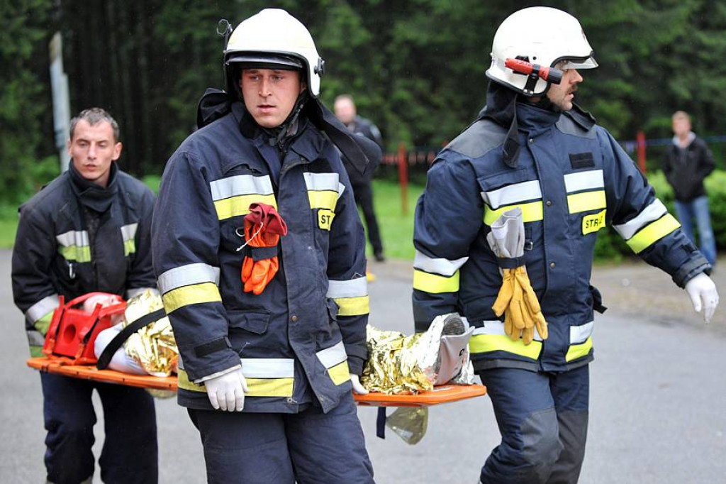 Zderzenie busów w Kirach: 25 osób poszkodowanych. Ofiary śmiertelne