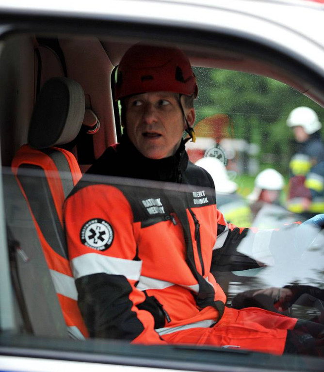 Zderzenie busów w Kirach: 25 osób poszkodowanych. Ofiary śmiertelne