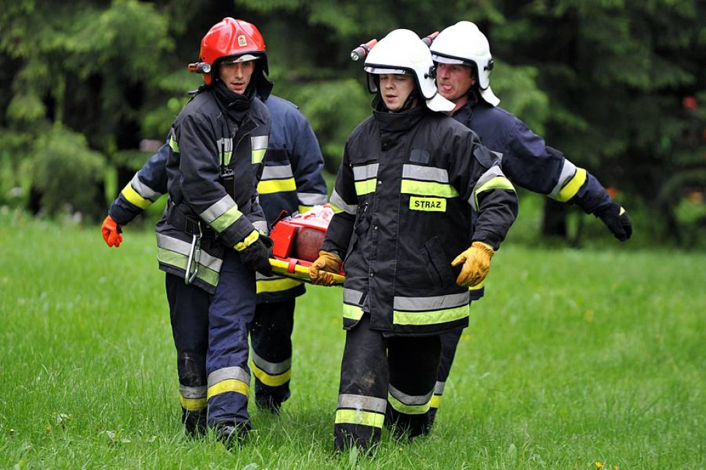 Zderzenie busów w Kirach: 25 osób poszkodowanych. Ofiary śmiertelne