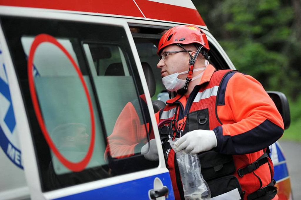 Zderzenie busów w Kirach: 25 osób poszkodowanych. Ofiary śmiertelne