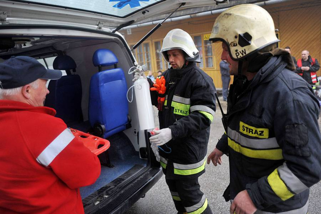 Zderzenie busów w Kirach: 25 osób poszkodowanych. Ofiary śmiertelne