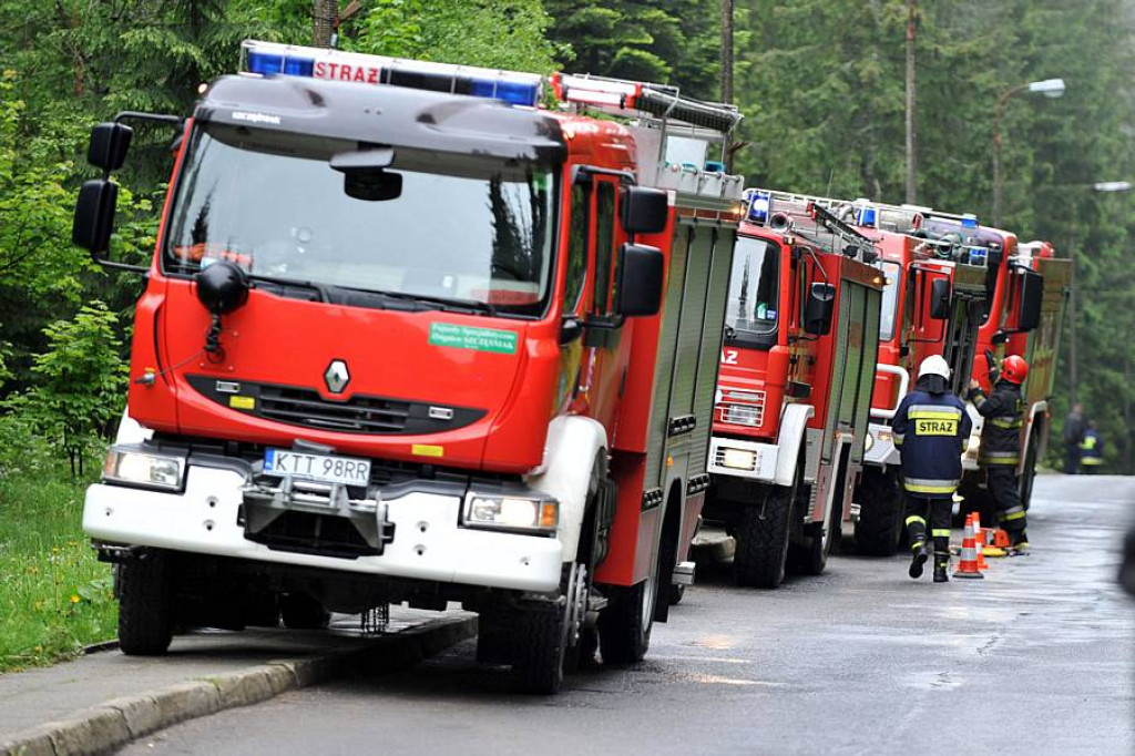 Zderzenie busów w Kirach: 25 osób poszkodowanych. Ofiary śmiertelne