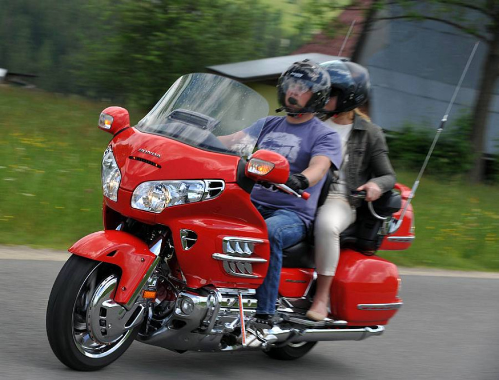 „Pasja i wiara”: Zlot Motocyklowy w Cichem-Miętustwie