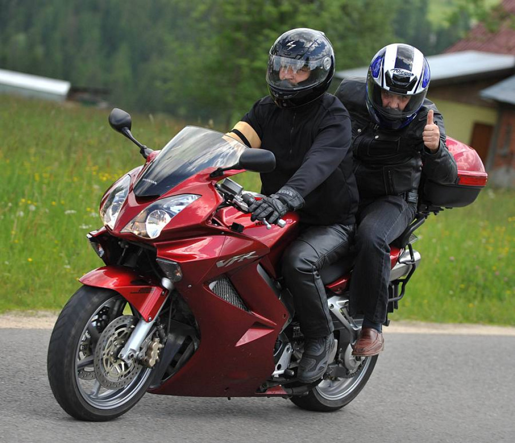 „Pasja i wiara”: Zlot Motocyklowy w Cichem-Miętustwie