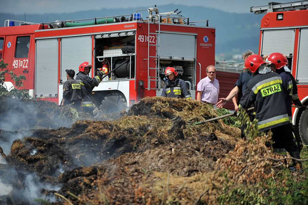 Nowy Targ: Pożar składowiska trawy