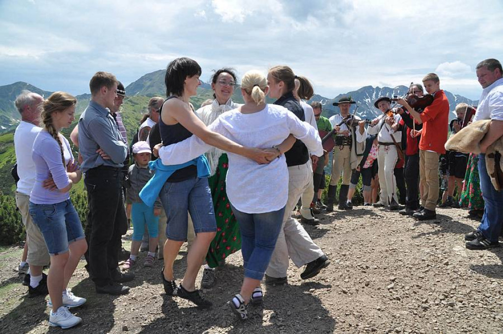 Przyjaźń sąsiedzka na 1653 m