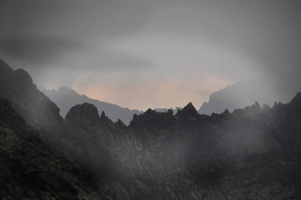 Tatry w deszczu, mgle i chmurach...