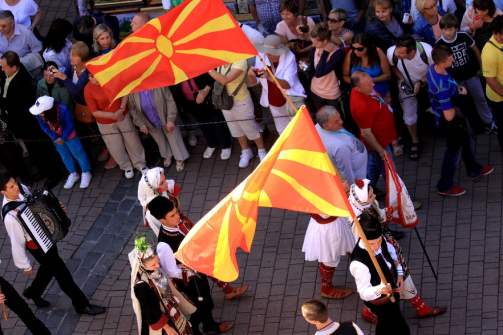 Barwny korowód na początek festiwalu