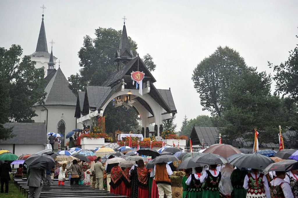 Deszczowe 36. Dożynki Podhalańskie w Ludźmierzu