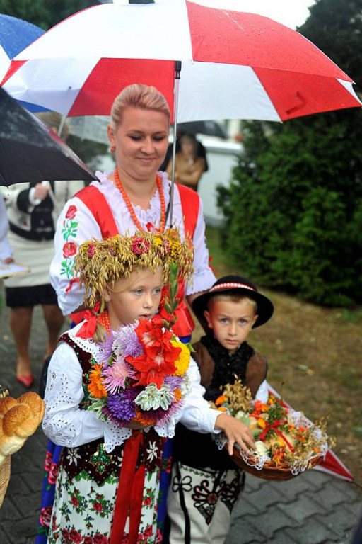Deszczowe 36. Dożynki Podhalańskie w Ludźmierzu