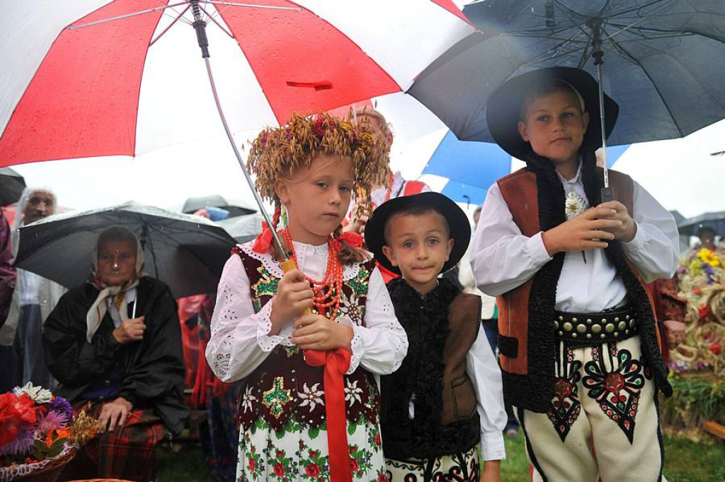 Deszczowe 36. Dożynki Podhalańskie w Ludźmierzu