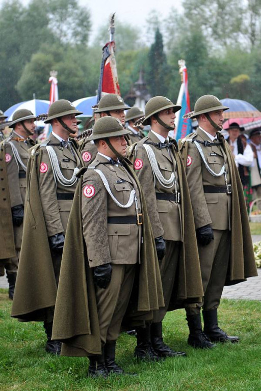 Deszczowe 36. Dożynki Podhalańskie w Ludźmierzu