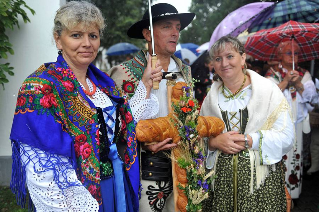 Deszczowe 36. Dożynki Podhalańskie w Ludźmierzu