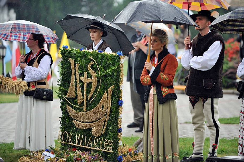 Deszczowe 36. Dożynki Podhalańskie w Ludźmierzu