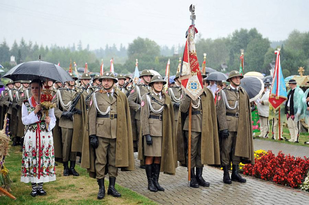 Deszczowe 36. Dożynki Podhalańskie w Ludźmierzu
