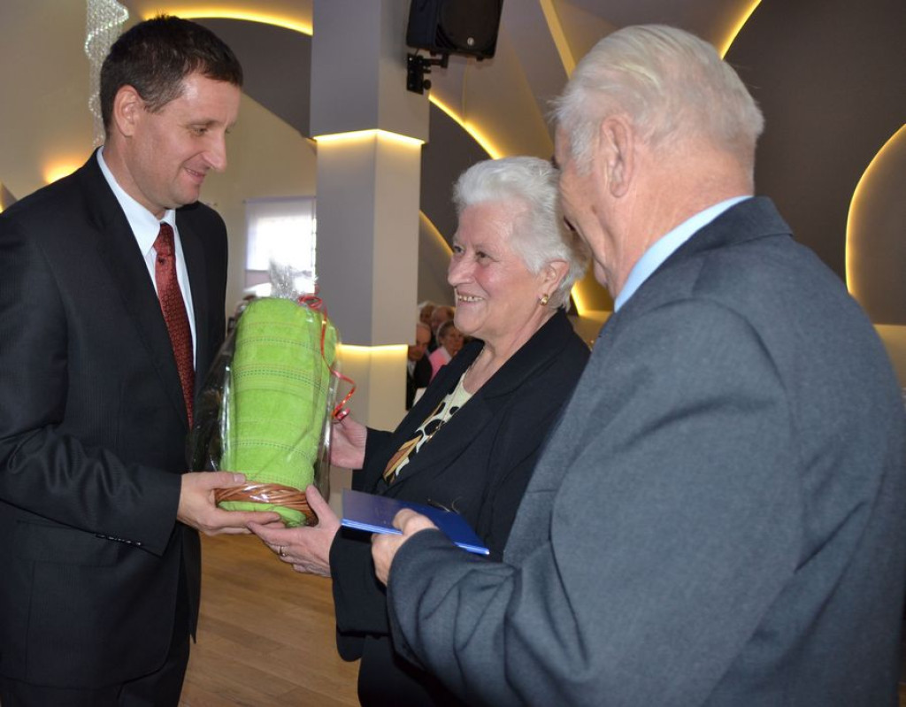 Diamentowe i złote gody w Waksmundzie
