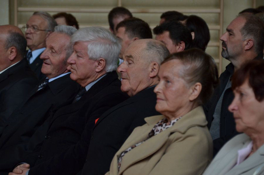 Wielkie otwarcie gimnazjum w Leśnicy