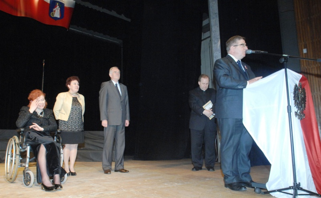 Nowy Targ: Niepodległość i odznaczenia