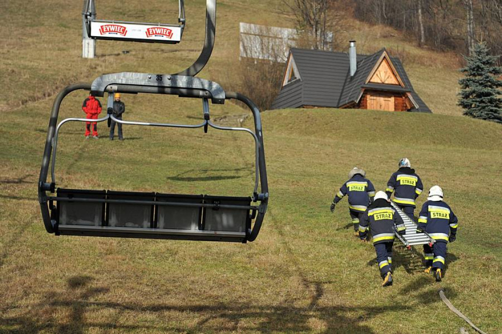 Strażackie ćwiczenia na zakopiańskiej Harendzie