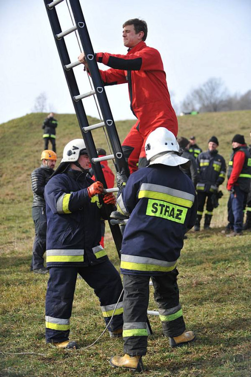 Strażackie ćwiczenia na zakopiańskiej Harendzie