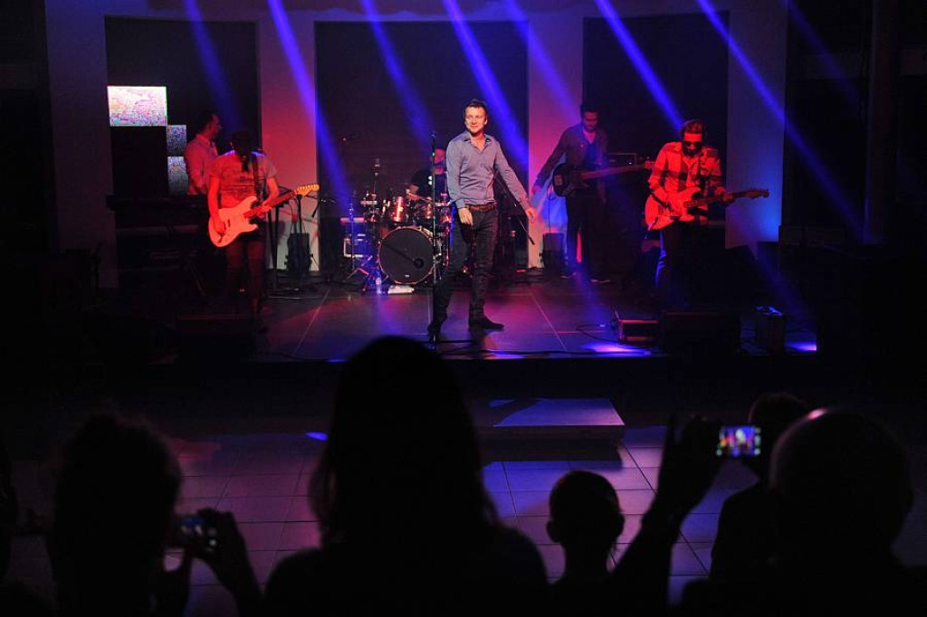Dzień Wielkich Premier i koncert zespołu Feel w Autoremo