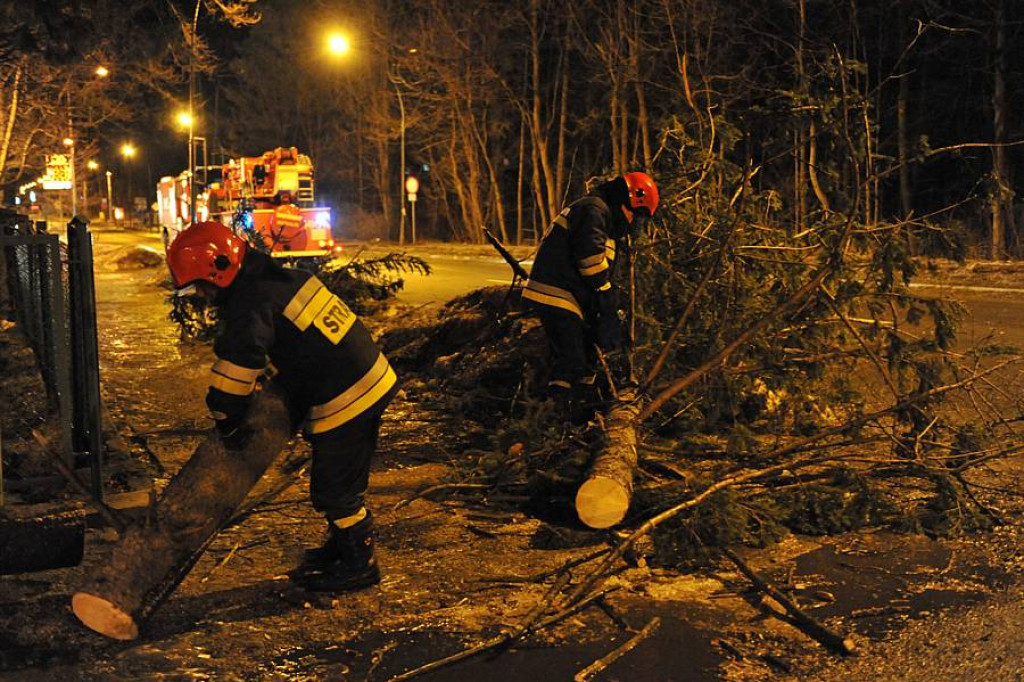 Halny pod Giewontem. Pracowite święta tatrzańskich strażaków