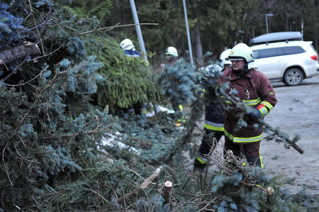 Halny pod Giewontem. Pracowite święta tatrzańskich strażaków