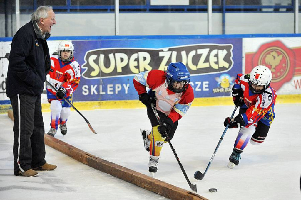 Turniej minihokeja dla zawodników rocznika 2004 i 2005