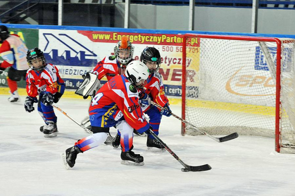 Turniej minihokeja dla zawodników rocznika 2004 i 2005