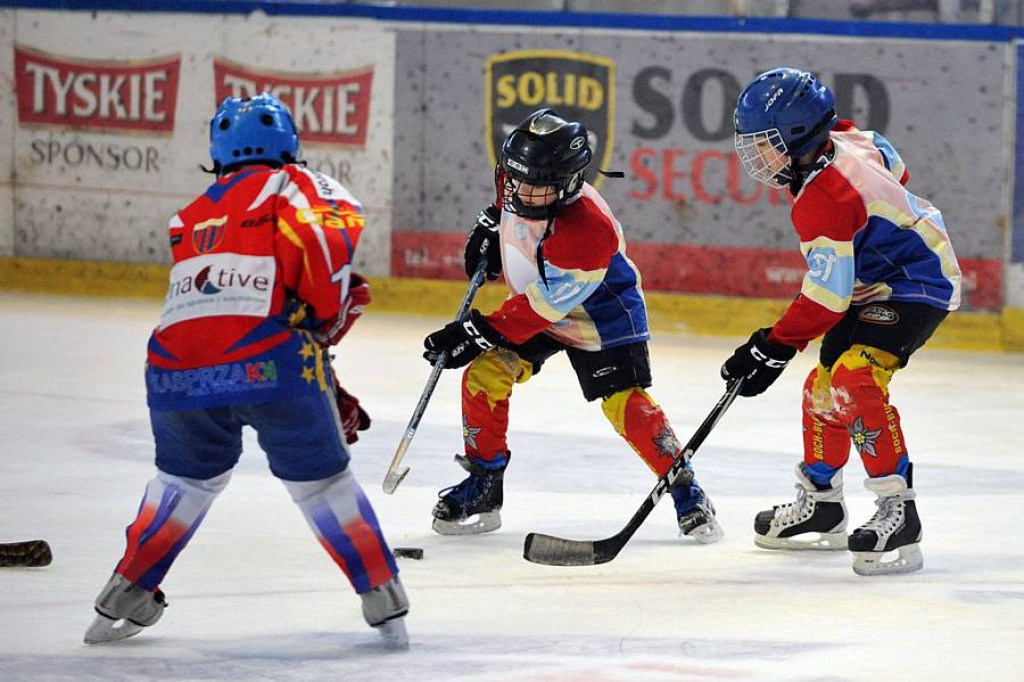 Turniej minihokeja dla zawodników rocznika 2004 i 2005
