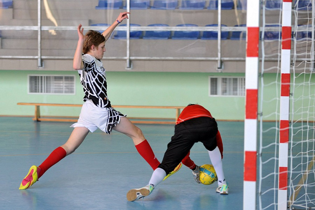 Maniowianie mistrzem trampkarzy