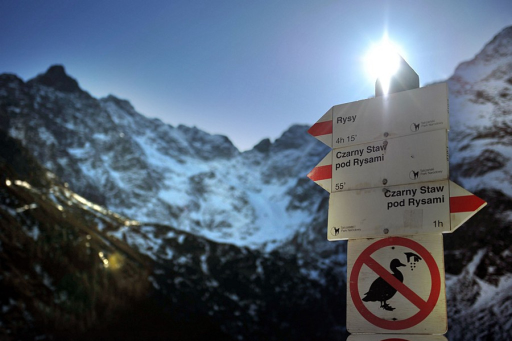 Morskie Oko na początku lutego. Zima czy wiosna?