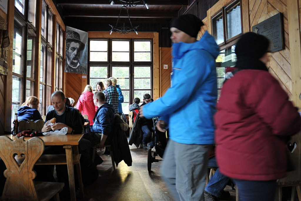 Morskie Oko na początku lutego. Zima czy wiosna?