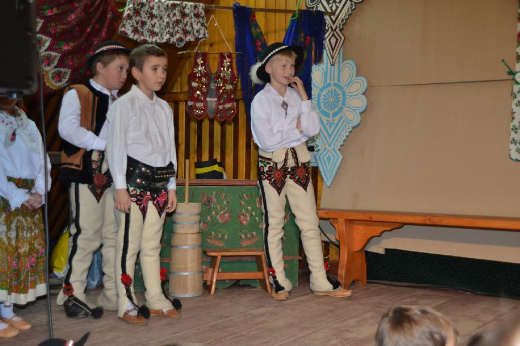 Maruszyna: Zabawa z tradycją